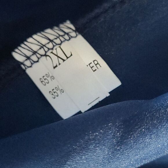 Shimmering  poly navy floorlength cover up with pockets - Picture 7 of 12